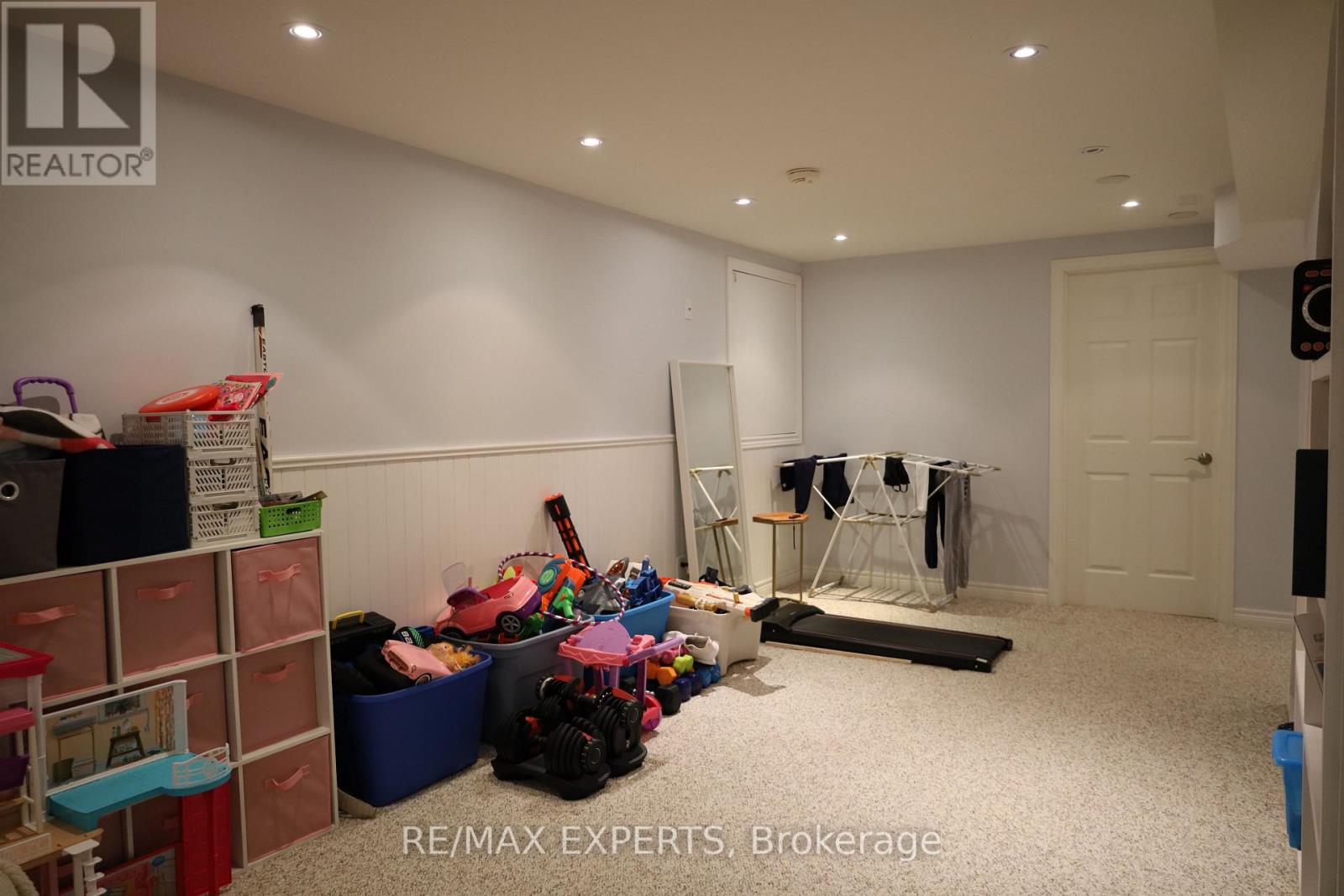 106 Castelli Court, Caledon, Ontario  L7E 2T8 - Photo 41 - W12486700