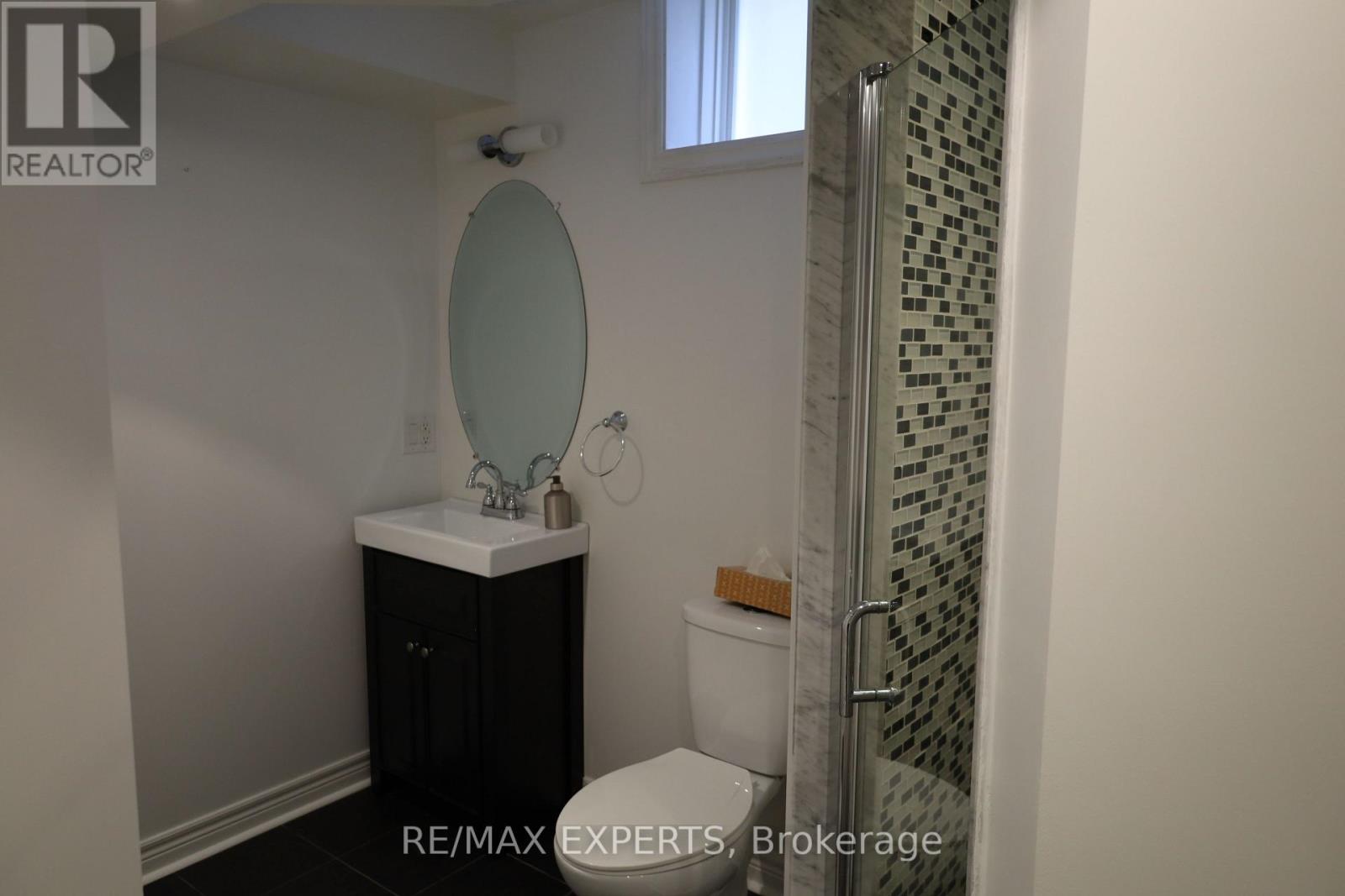 106 Castelli Court, Caledon, Ontario  L7E 2T8 - Photo 42 - W12486700