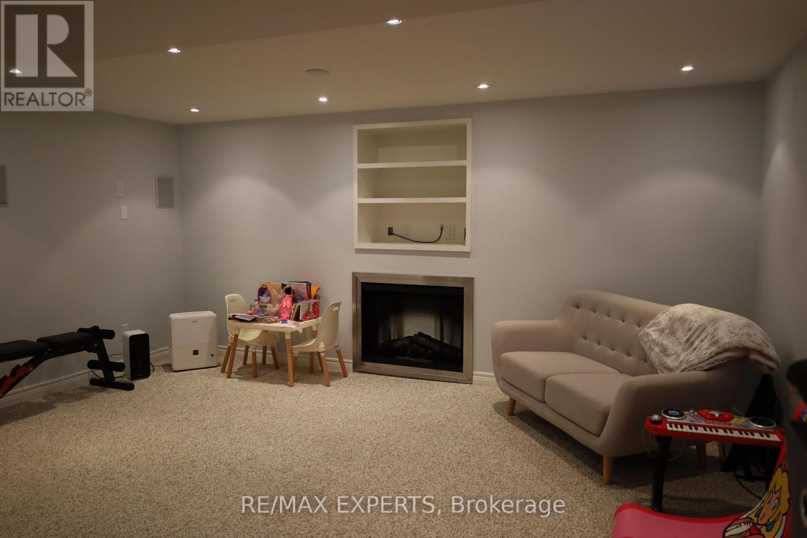 106 Castelli Court, Caledon, Ontario  L7E 2T8 - Photo 44 - W12486700