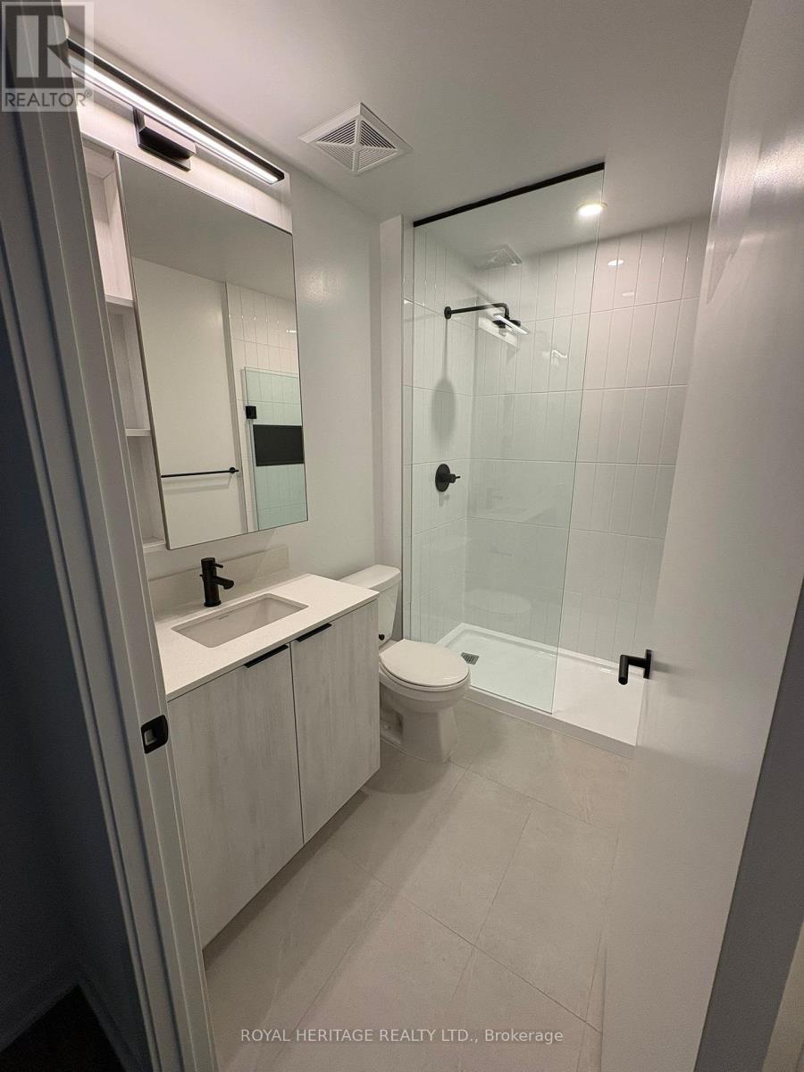 2495 Eglinton Avenue W, Mississauga, Ontario  L5M 2T2 - Photo 5 - W12486704