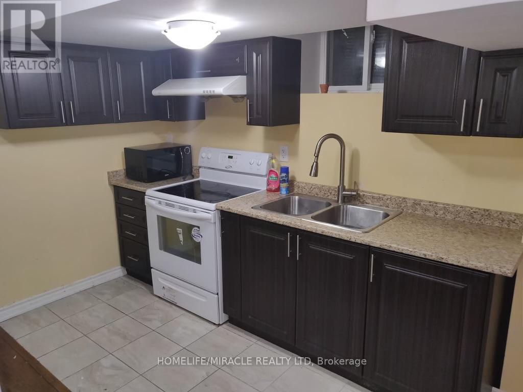 # Bsmt - 34 Kilkarrin Road, Brampton, Ontario  L7A 0G1 - Photo 5 - W12486705