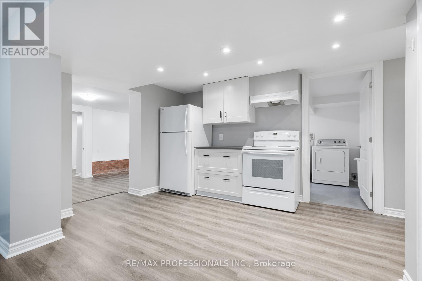 Bsmt - 62 Thirty Sixth Street, Toronto, Ontario  M8W 3L2 - Photo 12 - W12486710