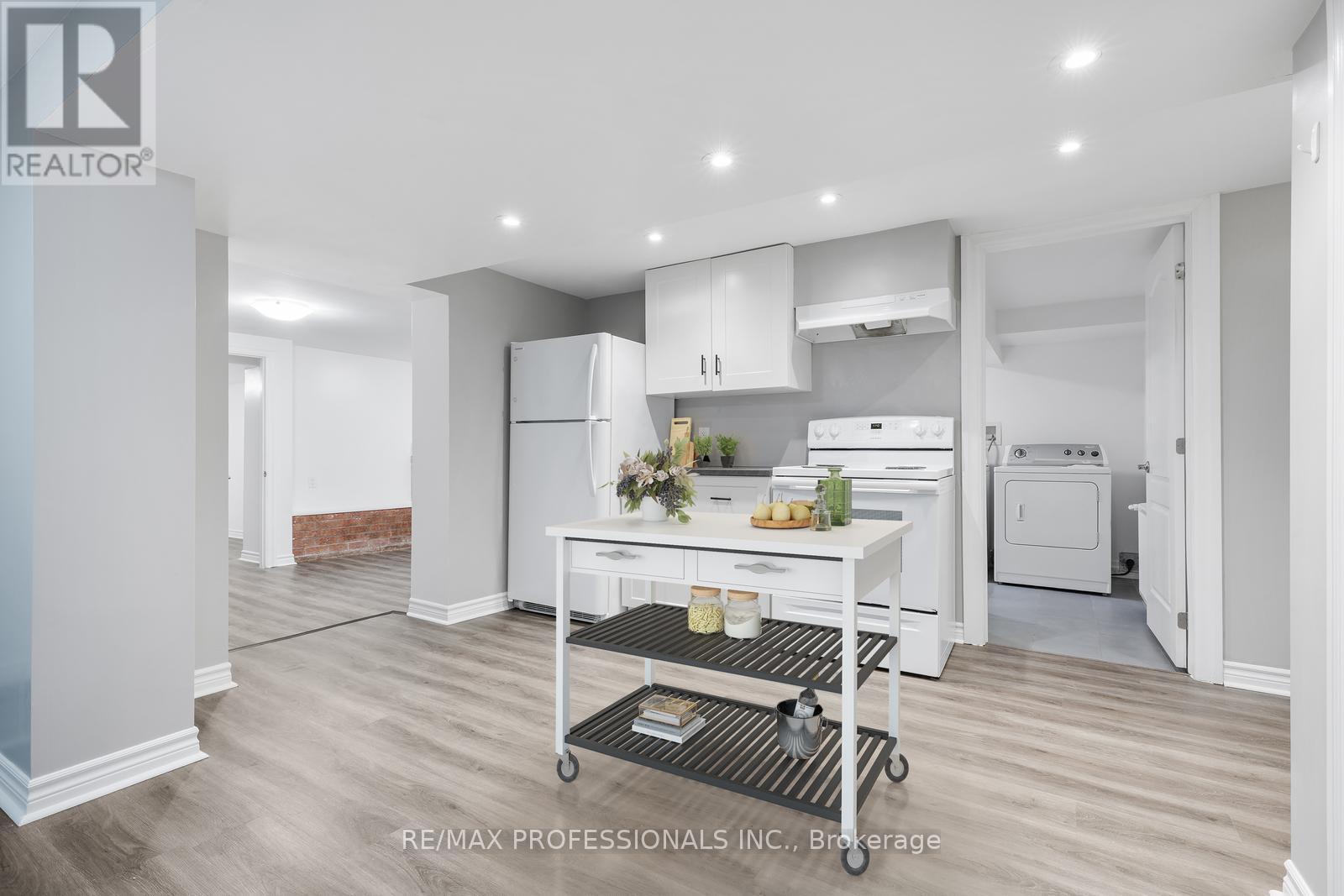 Bsmt - 62 Thirty Sixth Street, Toronto, Ontario  M8W 3L2 - Photo 4 - W12486710