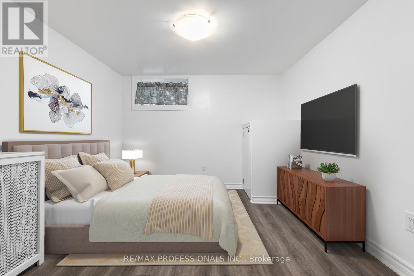 Bsmt - 62 Thirty Sixth Street, Toronto, Ontario  M8W 3L2 - Photo 8 - W12486710