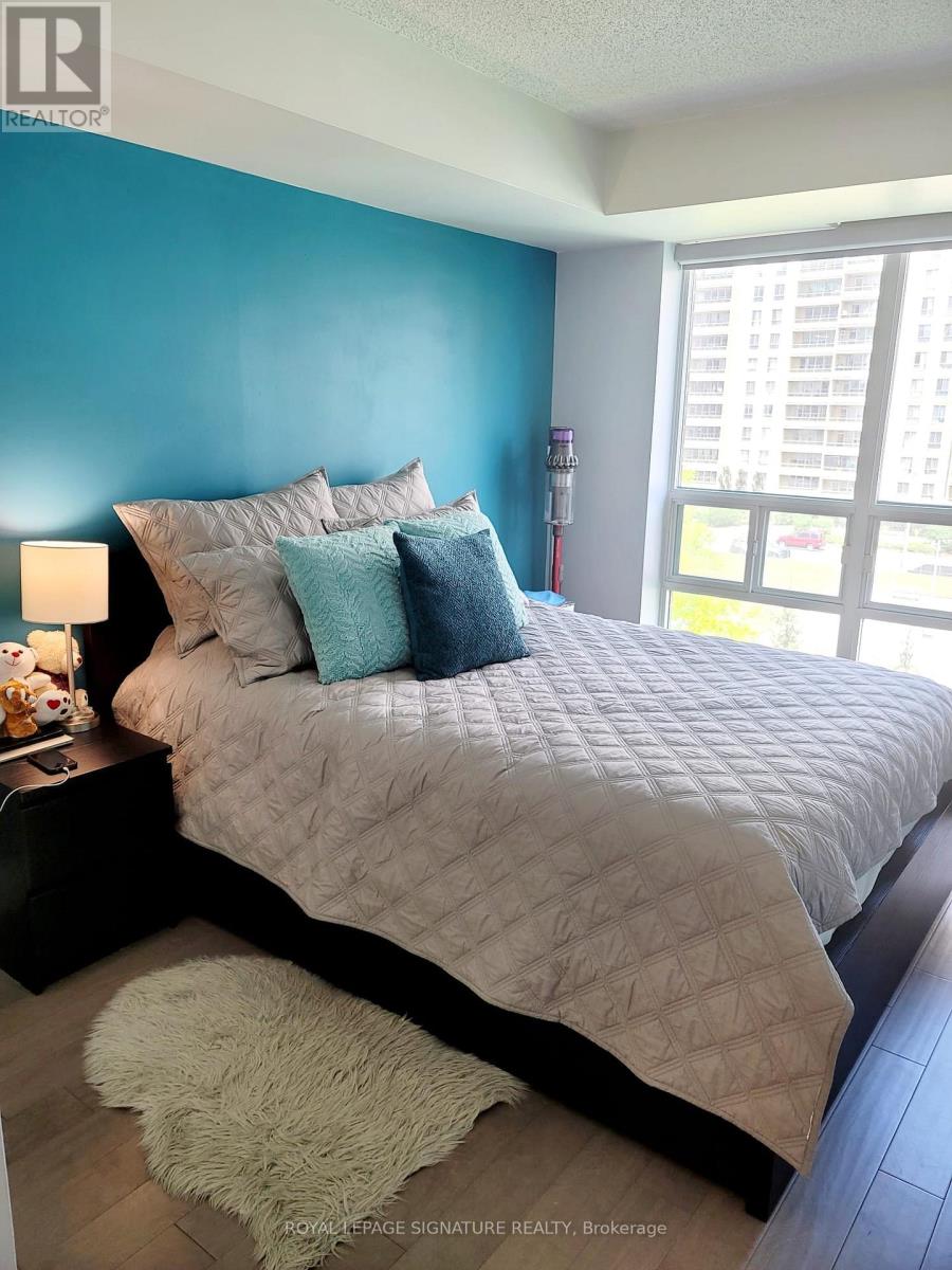 502 - 17 Michael Power Place, Toronto, Ontario  M9A 5G5 - Photo 3 - W12486711