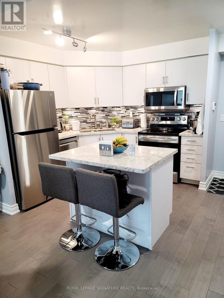 502 - 17 Michael Power Place, Toronto, Ontario  M9A 5G5 - Photo 9 - W12486711