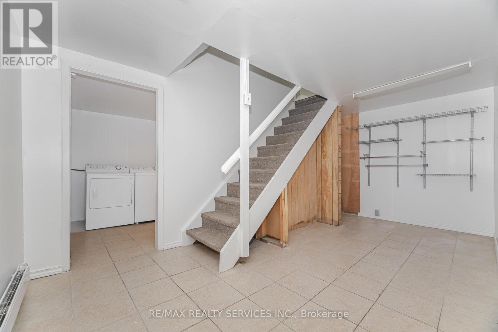 20 Greenhills Square, Brampton, Ontario  L6S 2J4 - Photo 32 - W12486713