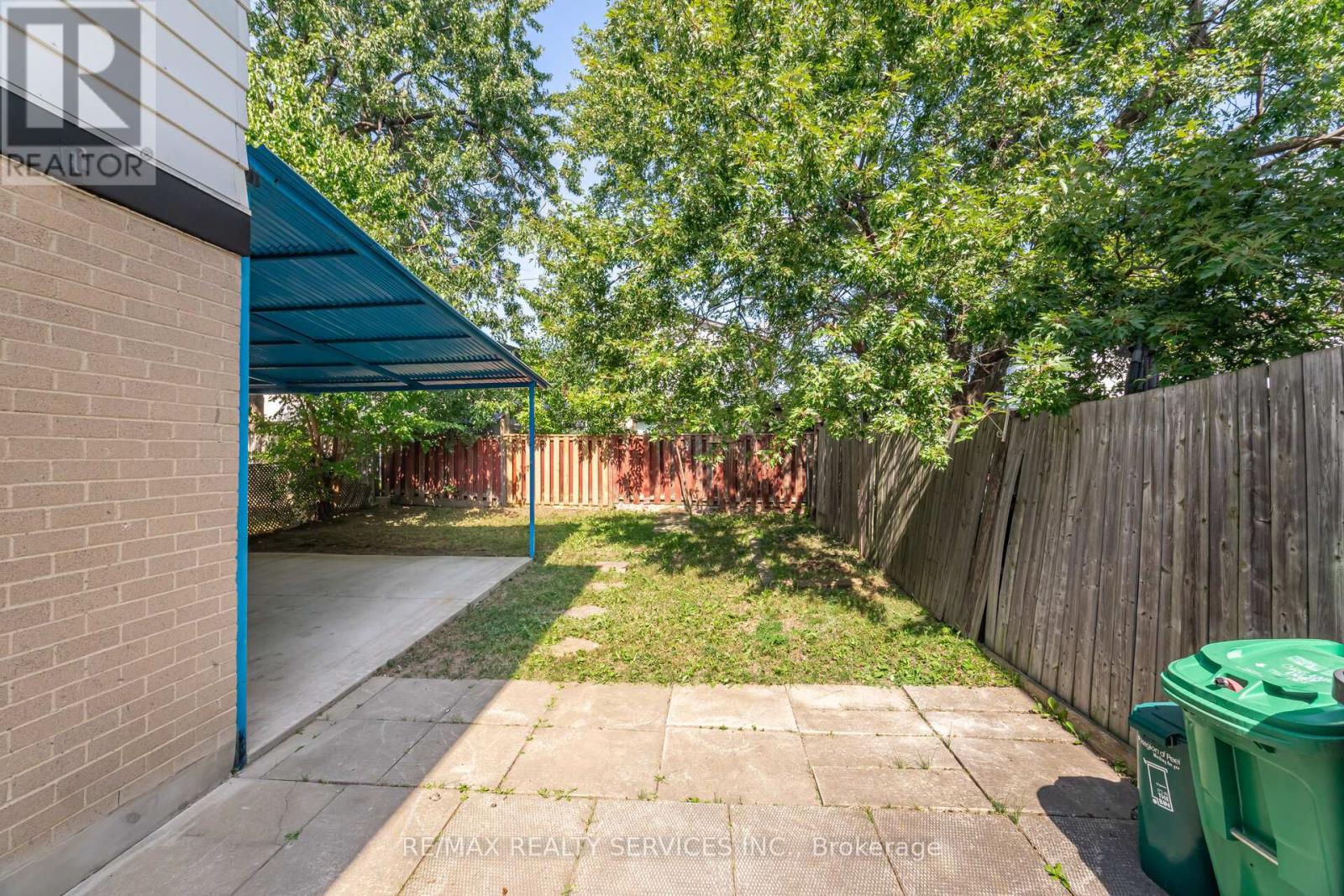 20 Greenhills Square, Brampton, Ontario  L6S 2J4 - Photo 41 - W12486713