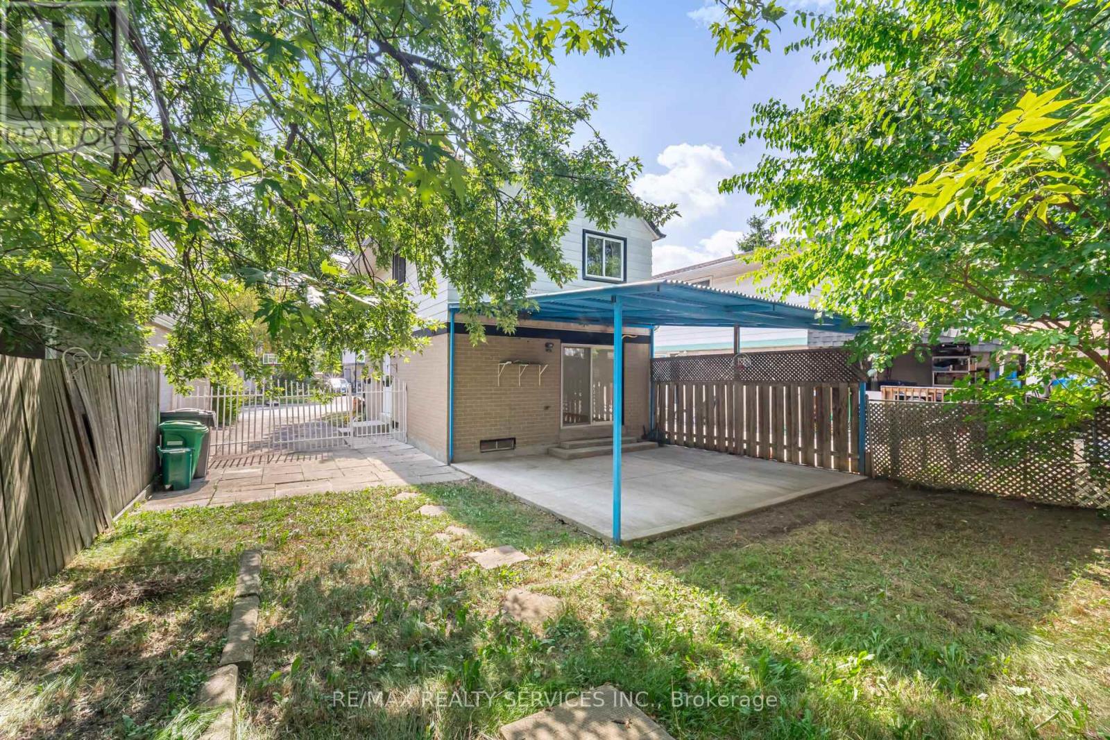 20 Greenhills Square, Brampton, Ontario  L6S 2J4 - Photo 42 - W12486713