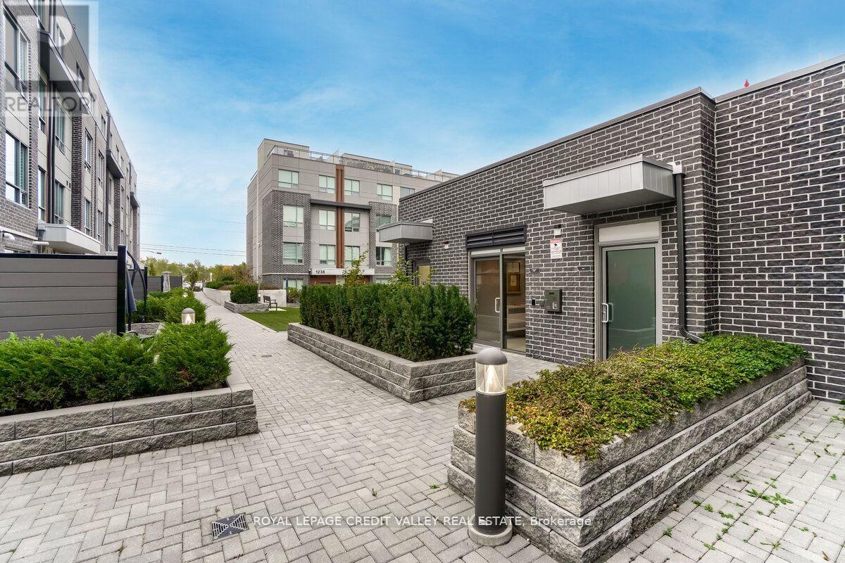 09 - 670 Atwater Avenue, Mississauga, Ontario  L5G 4K7 - Photo 16 - W12486722