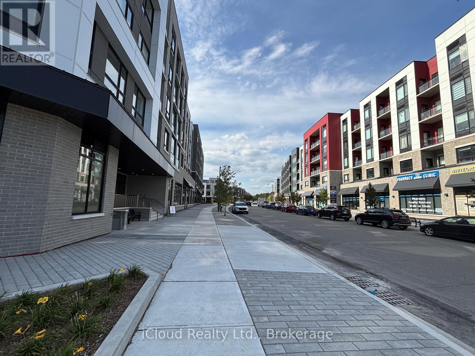 112 - 3250 Carding Mill Trail, Oakville, Ontario  L6M 1L3 - Photo 3 - W12486741