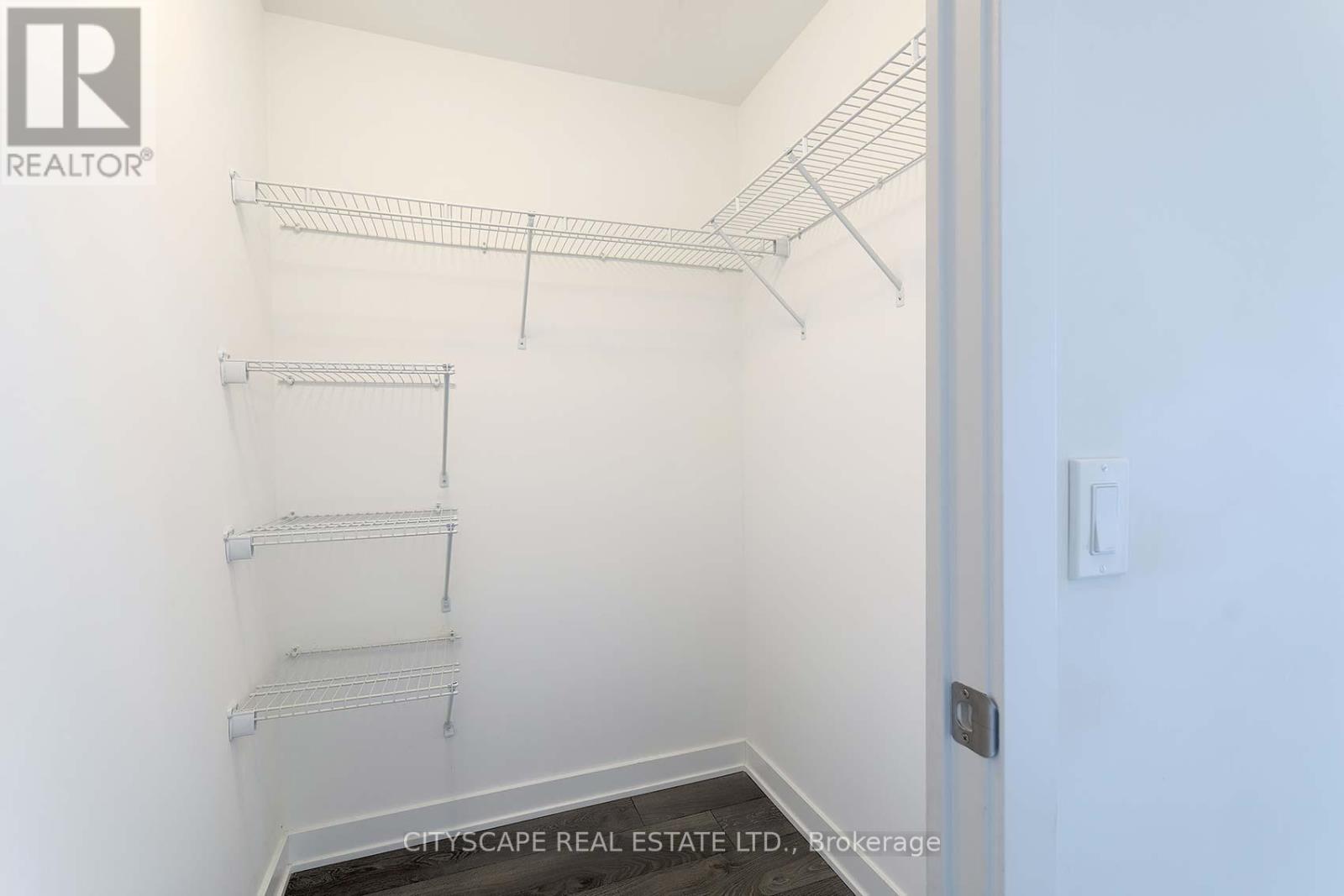 1804 - 4655 Metcalfe Avenue, Mississauga, Ontario  L5M 0Z7 - Photo 30 - W12486742