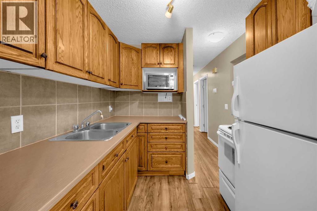 27, 2511 38 Street Ne, Calgary, Alberta  T1Y 4M7 - Photo 10 - A2242825