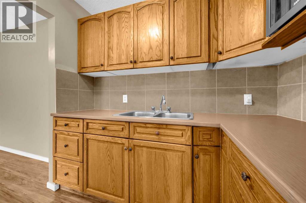 27, 2511 38 Street Ne, Calgary, Alberta  T1Y 4M7 - Photo 11 - A2242825