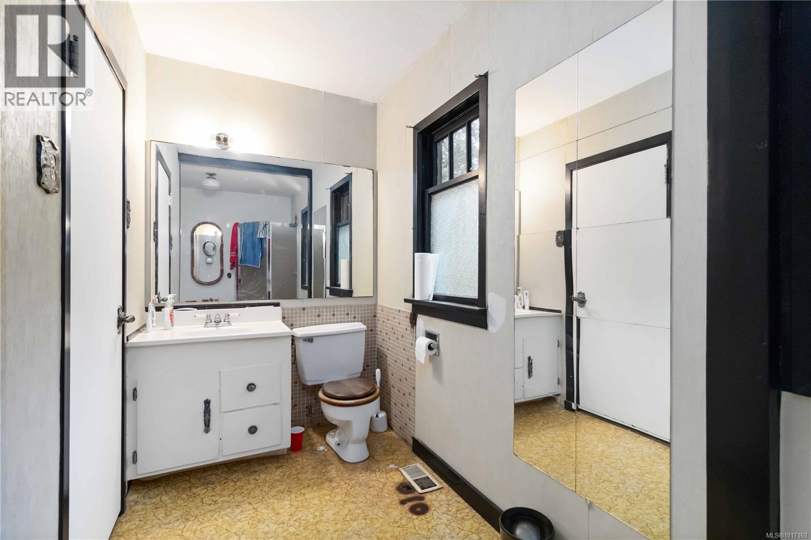 5447 Fowler Rd, Saanich, British Columbia  V8Y 1Y4 - Photo 15 - 1017163