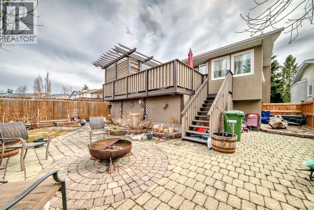 1328 Meadowbrook Drive Se, Airdrie, Alberta  T4A 2A3 - Photo 37 - A2248311