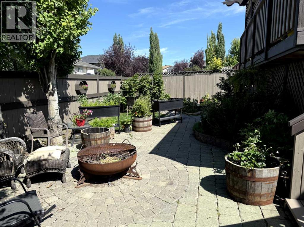 1328 Meadowbrook Drive Se, Airdrie, Alberta  T4A 2A3 - Photo 48 - A2248311