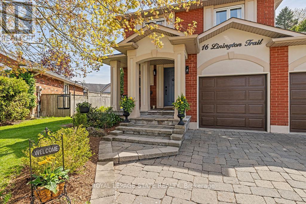 16 LININGTON TRAIL, Hamilton, Ontario