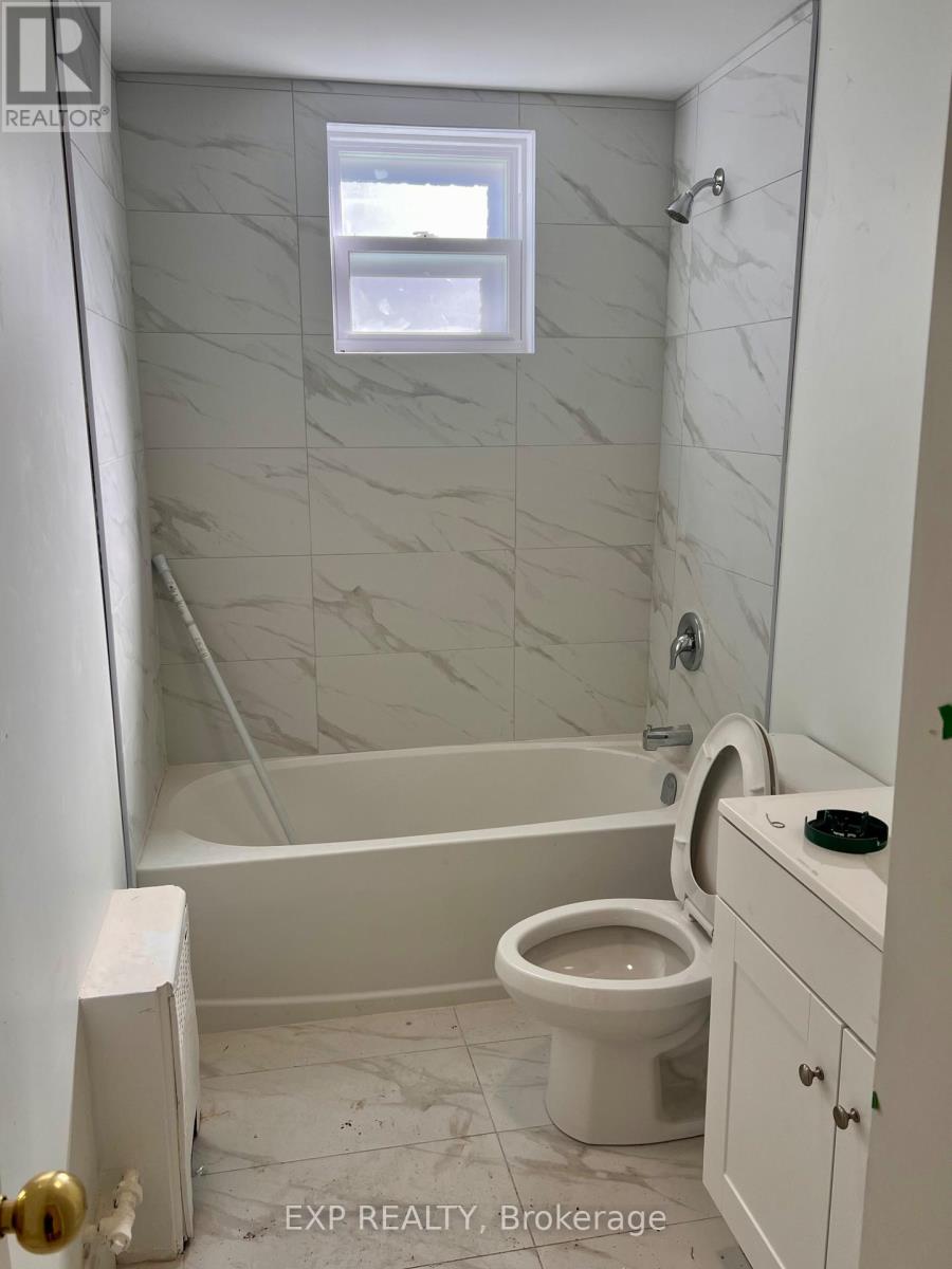 2 - 75 Holland Avenue, Ottawa, Ontario  K1Y 0X9 - Photo 13 - X12486745