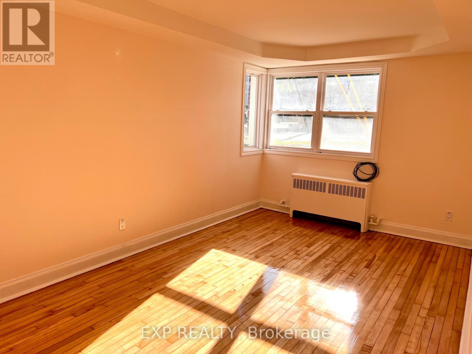 2 - 75 Holland Avenue, Ottawa, Ontario  K1Y 0X9 - Photo 3 - X12486745