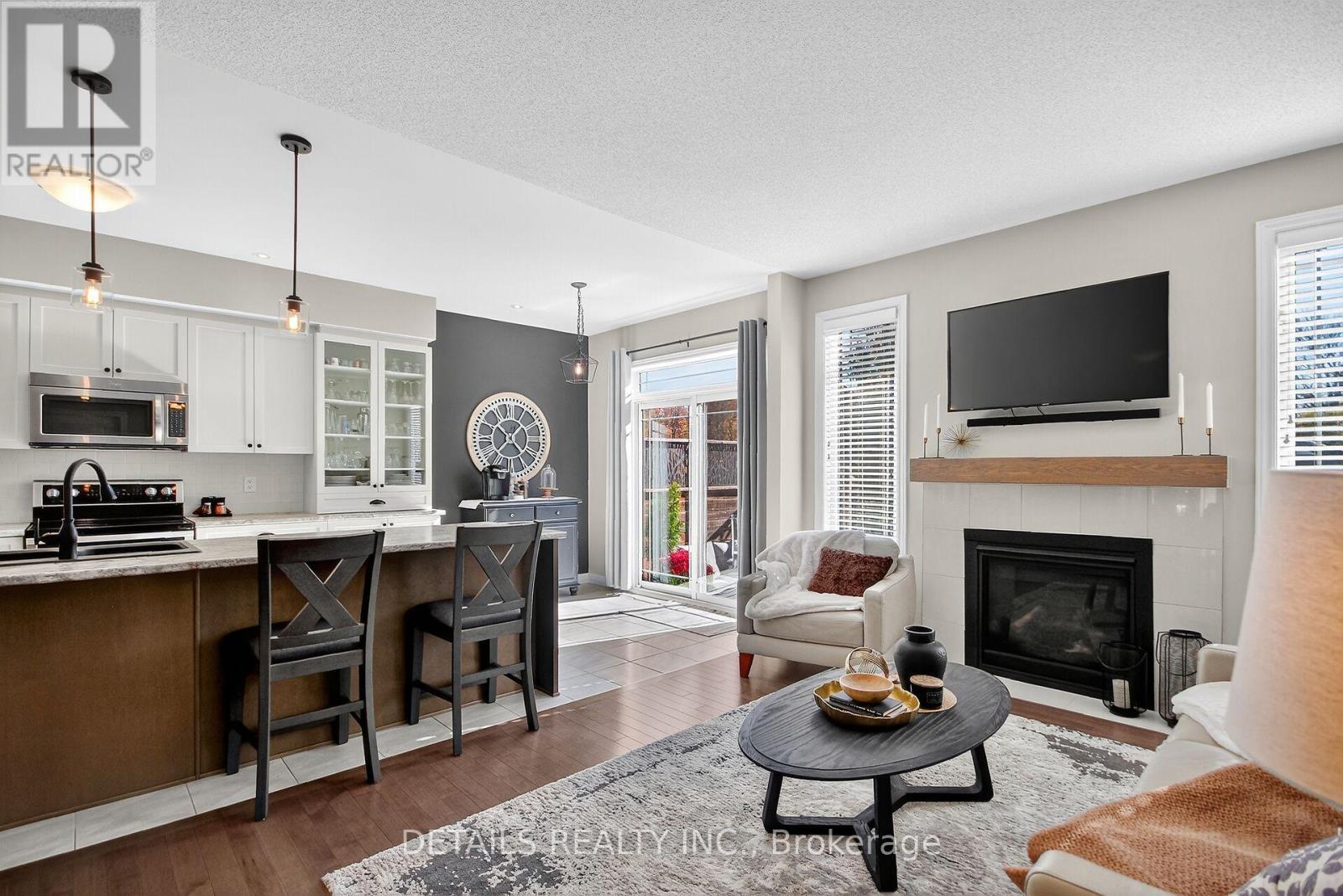 828 Cologne Street, Russell, Ontario  K0A 1W0 - Photo 12 - X12486760