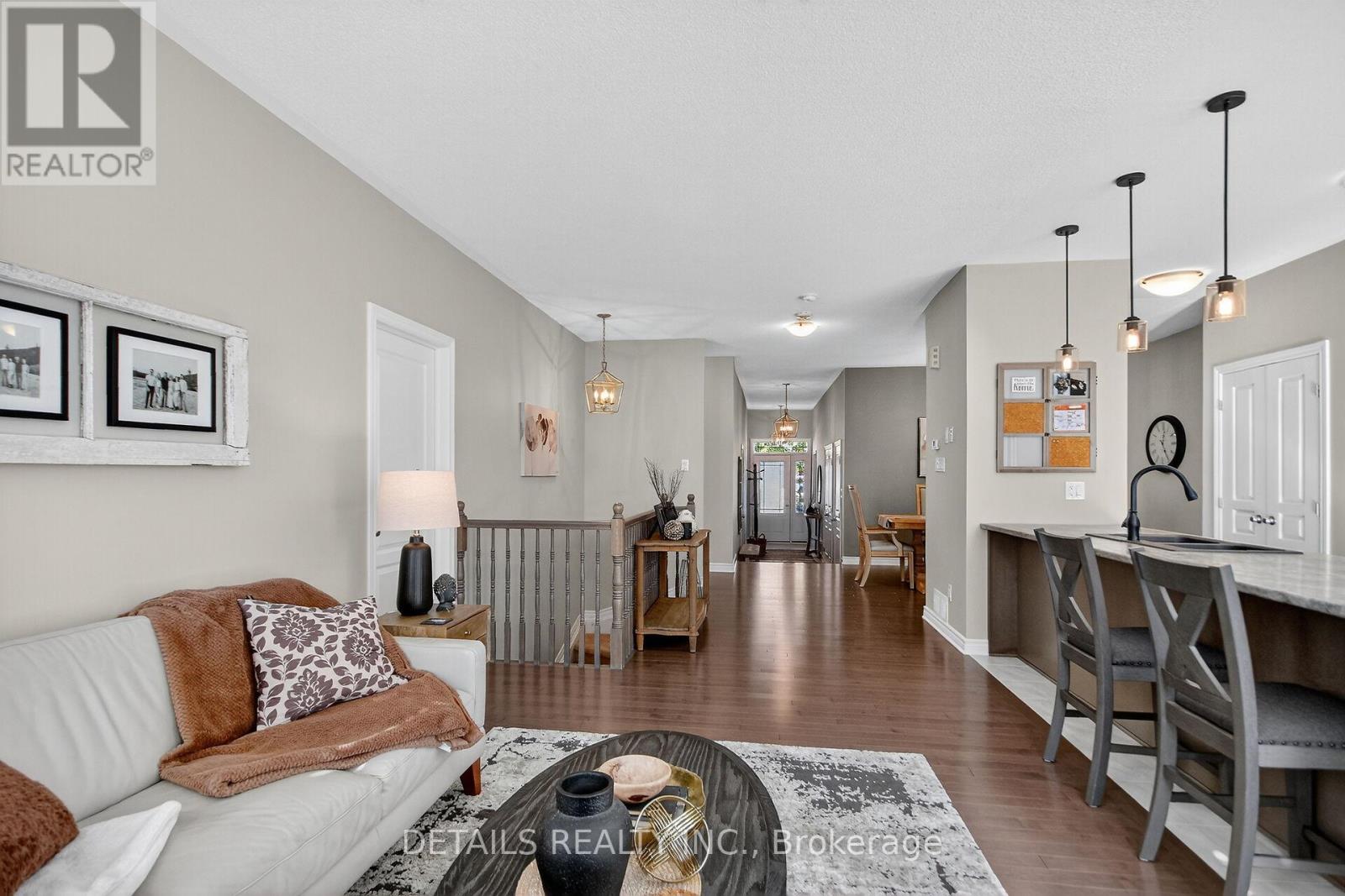 828 Cologne Street, Russell, Ontario  K0A 1W0 - Photo 13 - X12486760