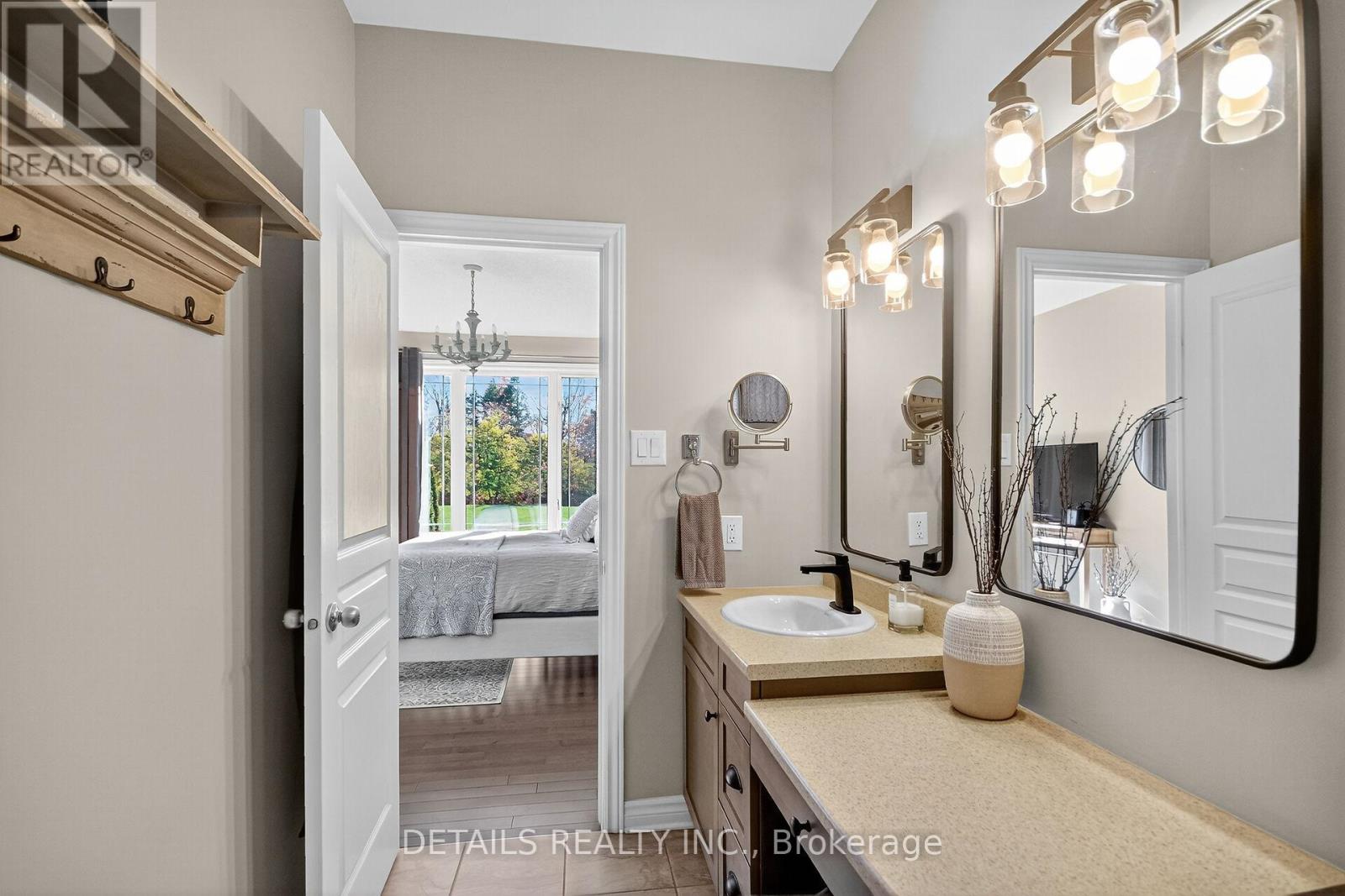 828 Cologne Street, Russell, Ontario  K0A 1W0 - Photo 23 - X12486760