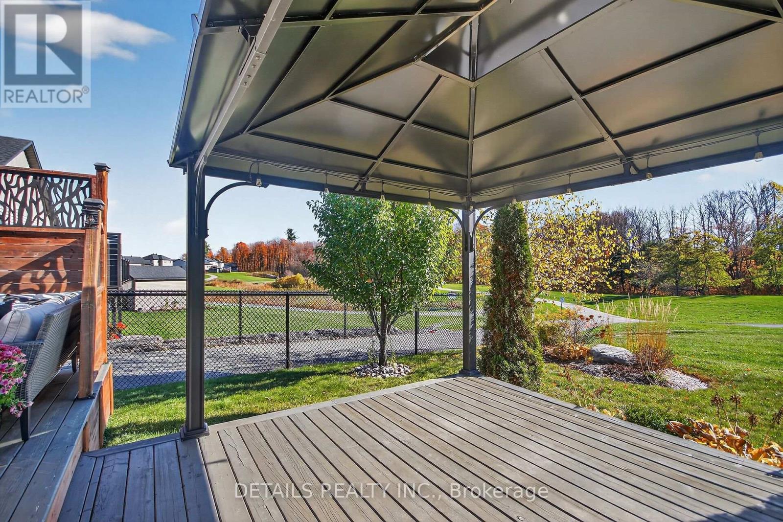 828 Cologne Street, Russell, Ontario  K0A 1W0 - Photo 39 - X12486760