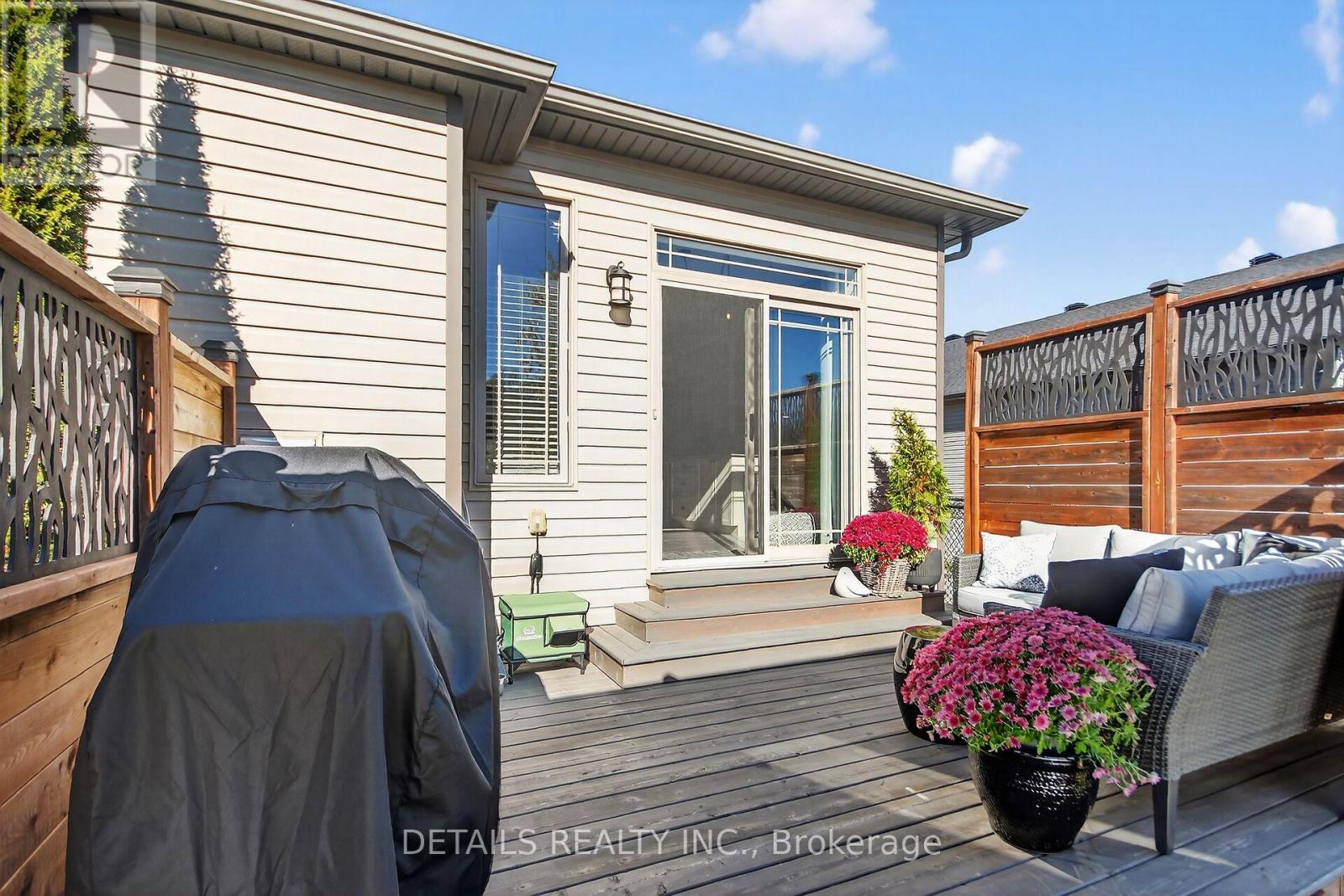 828 Cologne Street, Russell, Ontario  K0A 1W0 - Photo 40 - X12486760