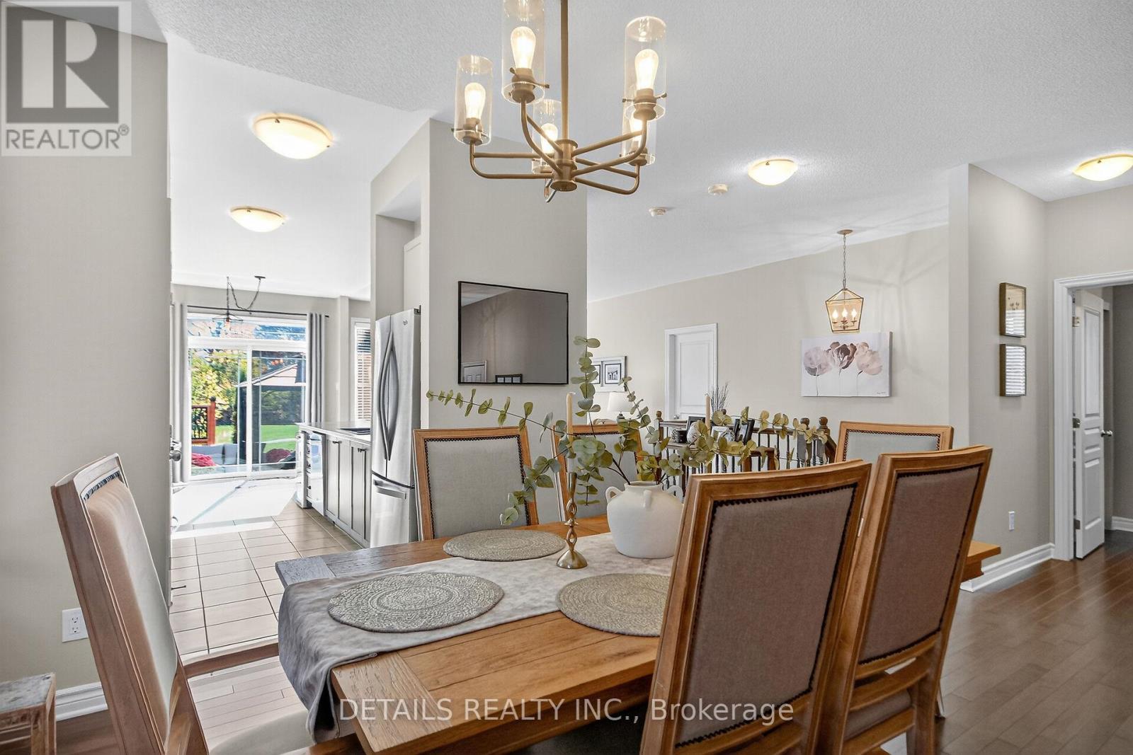 828 Cologne Street, Russell, Ontario  K0A 1W0 - Photo 9 - X12486760