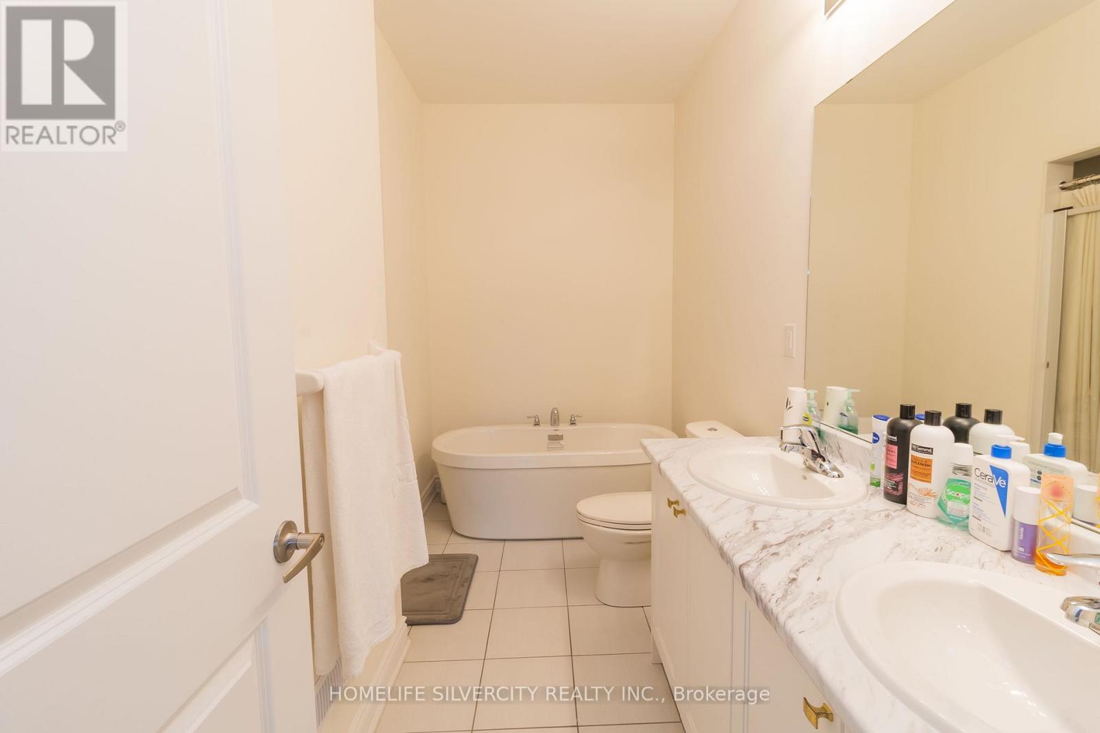 403 Tennant Circle, Vaughan, Ontario  L4H 5L2 - Photo 17 - N12486670