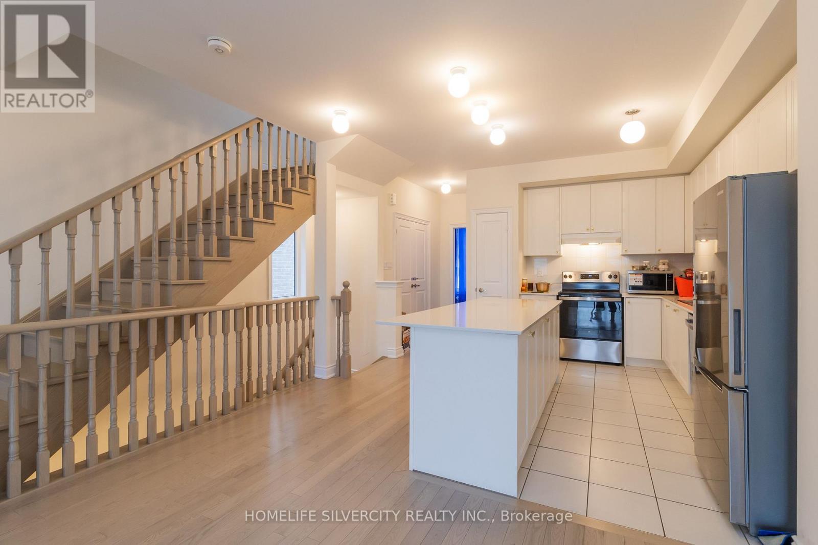 403 Tennant Circle, Vaughan, Ontario  L4H 5L2 - Photo 31 - N12486670