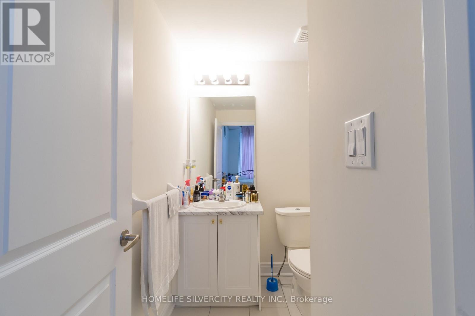 403 Tennant Circle, Vaughan, Ontario  L4H 5L2 - Photo 11 - N12486670