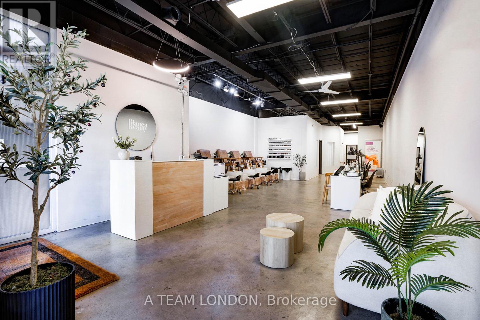 392-396 Clarence Street, London East, Ontario  N6A 3M6 - Photo 6 - X12486746