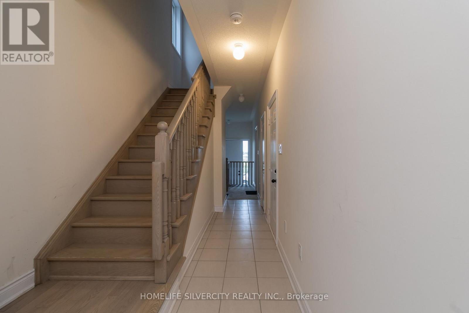403 Tennant Circle, Vaughan, Ontario  L4H 5L2 - Photo 6 - N12486670