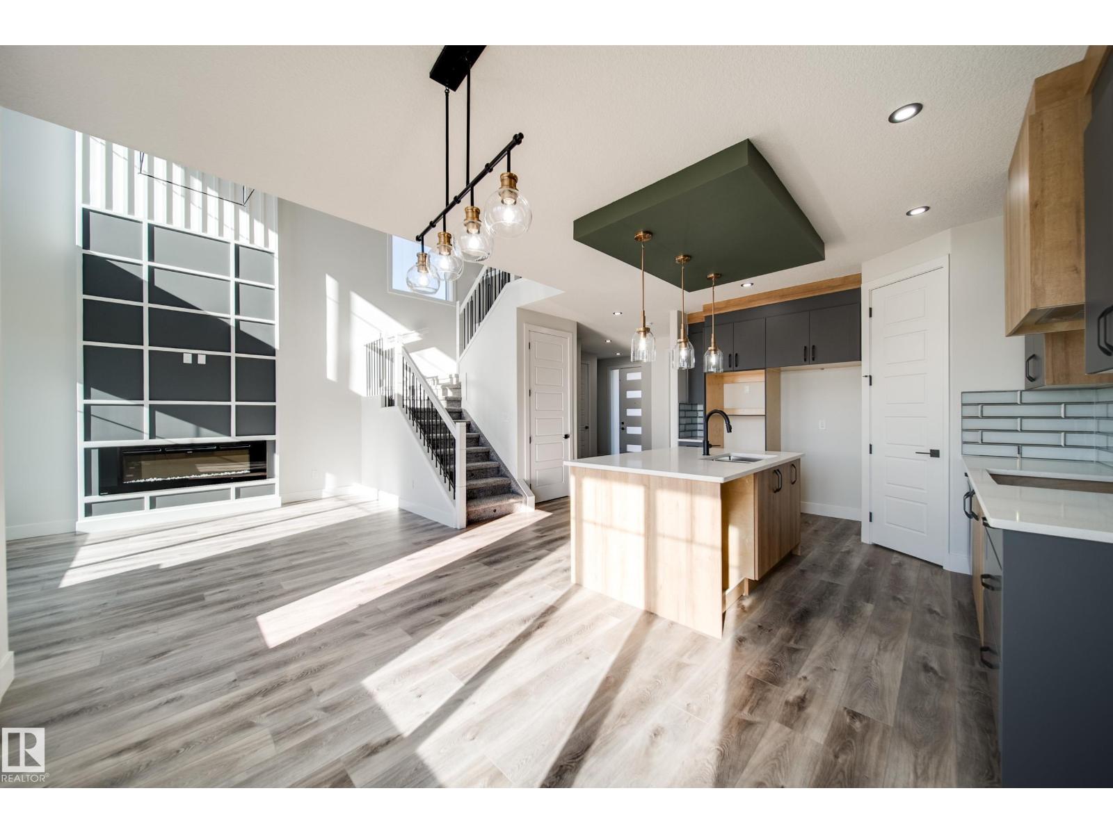 8515 183 AV NW NW, Edmonton, Alberta