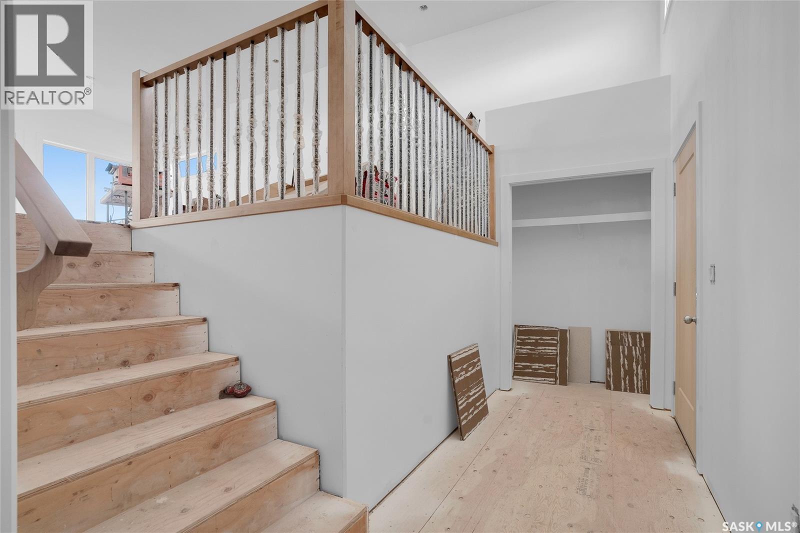 608 Ballesteros Crescent, Warman, Saskatchewan  S0K 4S4 - Photo 3 - SK016536