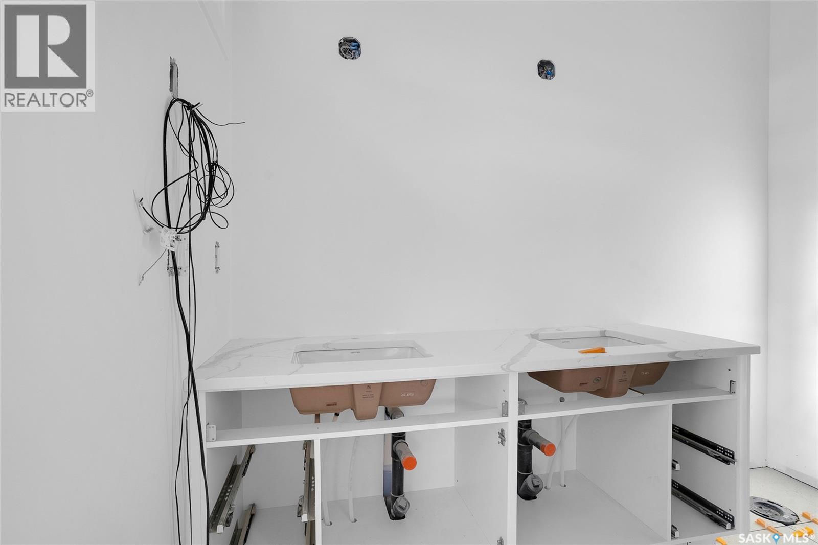 608 Ballesteros Crescent, Warman, Saskatchewan  S0K 4S4 - Photo 8 - SK016536