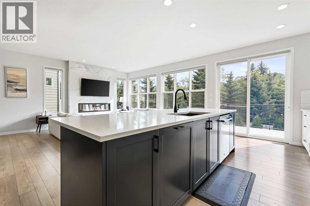 186 West Grove Point Sw, Calgary, Alberta  T3H 1Y7 - Photo 19 - A2260750