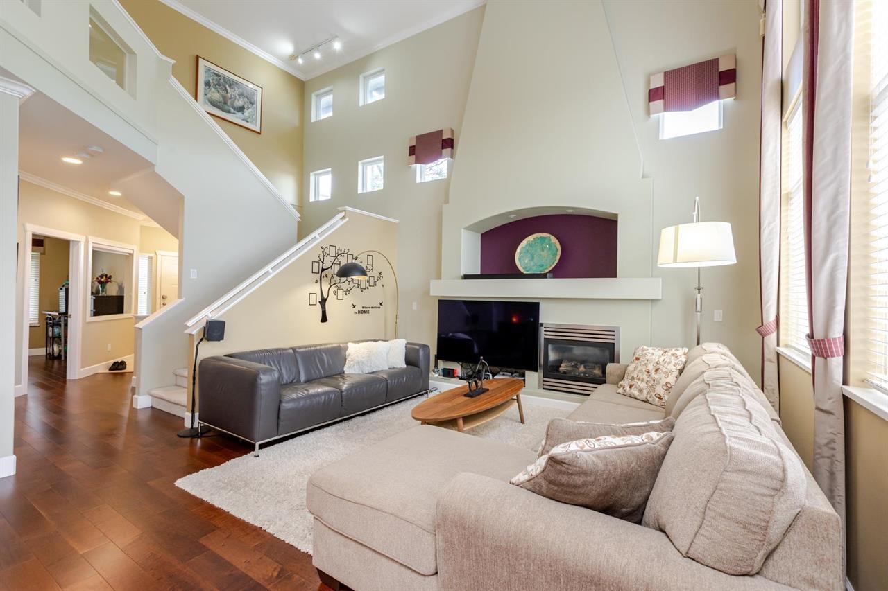 20216 70a Avenue, Langley, British Columbia  V2Y 2Y6 - Photo 2 - R3062612