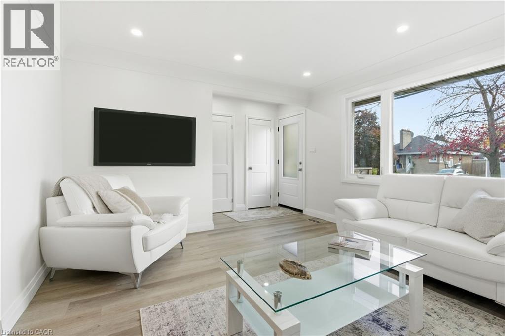 115 Mcelroy Road E, Hamilton, Ontario  L9A 1Z1 - Photo 8 - 40783929