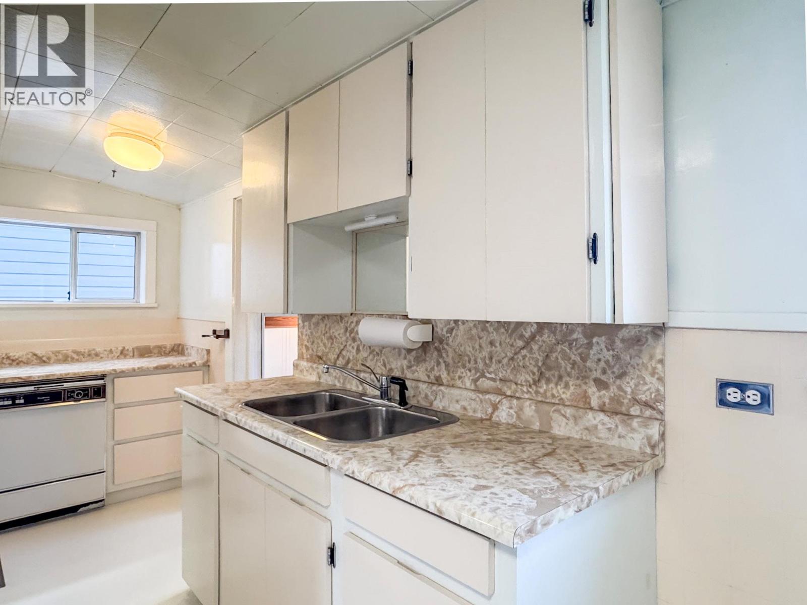 123 9th Avenue S, Cranbrook, British Columbia  V1C 2M1 - Photo 13 - 10366917