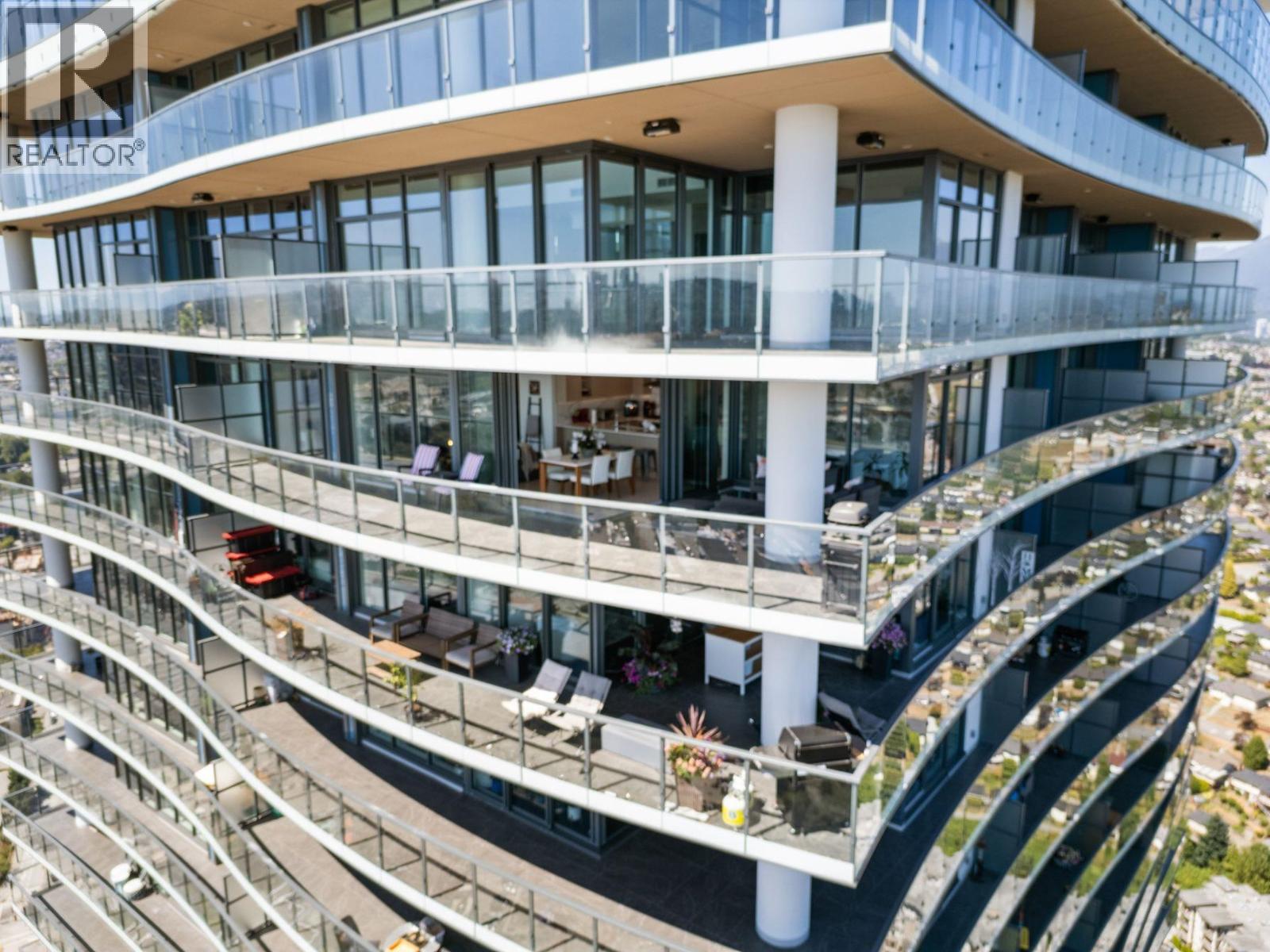 5306 4880 Lougheed Highway, Burnaby, British Columbia  V5C 0N1 - Photo 4 - R3062707