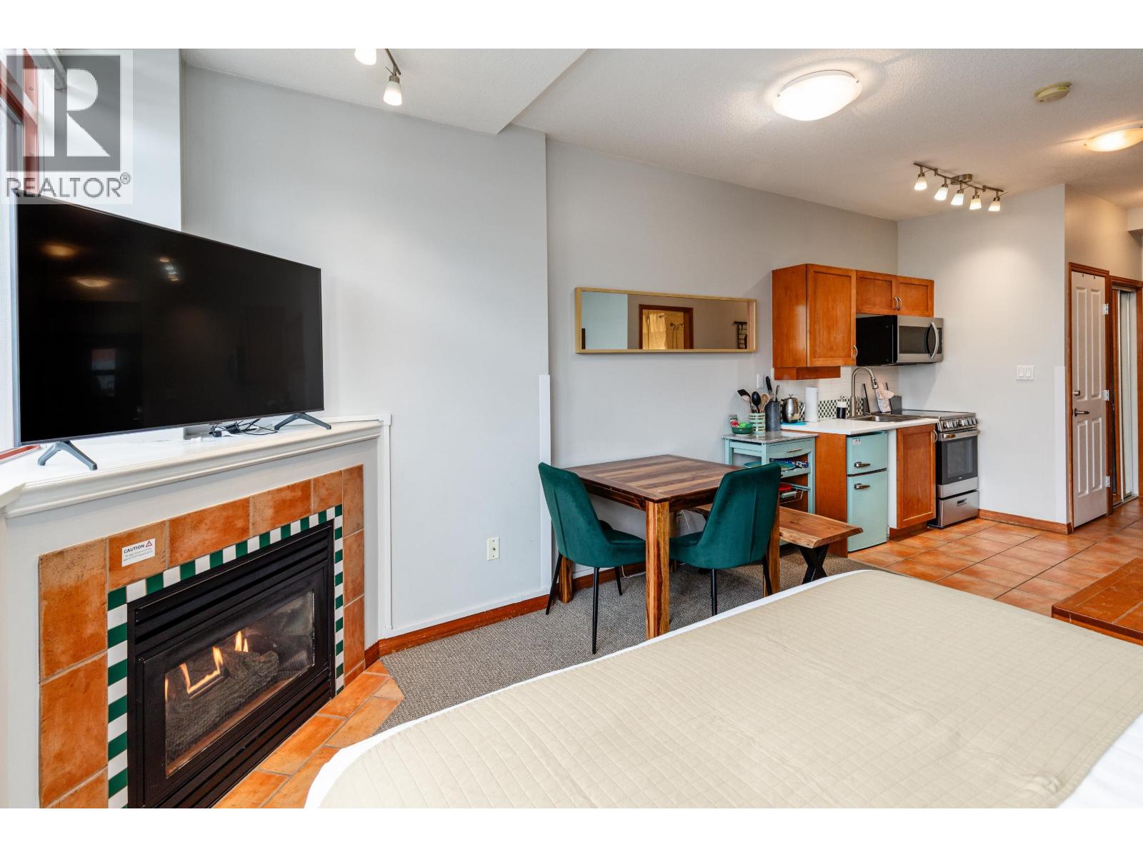 419 4369 Main Street, Whistler, British Columbia  V8E 1B7 - Photo 11 - R3062714