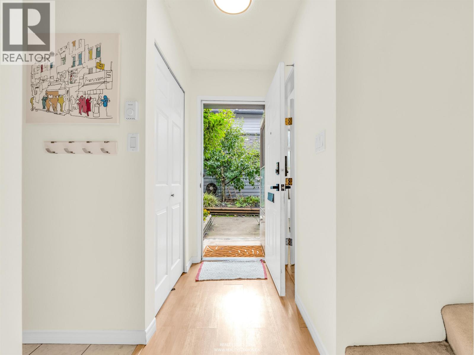 12 1255 E 15th Avenue, Vancouver, British Columbia  V5T 2S7 - Photo 2 - R3062728