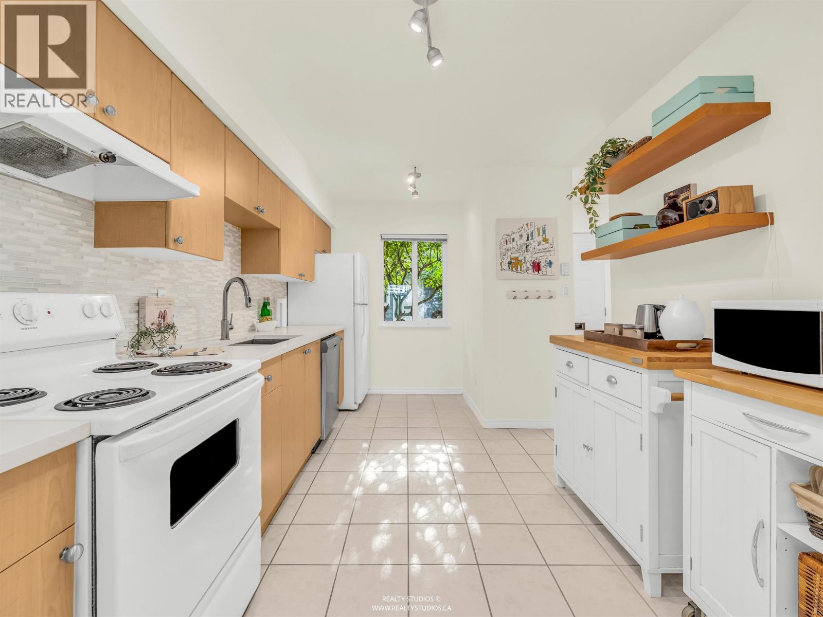 12 1255 E 15th Avenue, Vancouver, British Columbia  V5T 2S7 - Photo 7 - R3062728