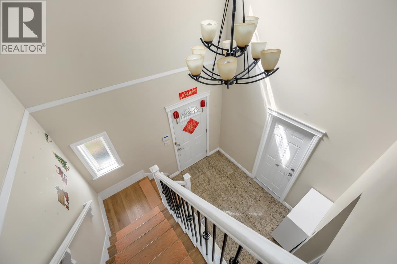 4526 Inman Avenue, Burnaby, British Columbia  V5G 2Y1 - Photo 3 - R3062747