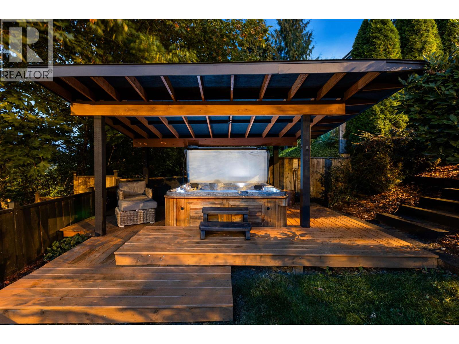 4 Noble Court, Port Moody, British Columbia  V3H 3Z5 - Photo 35 - R3062751