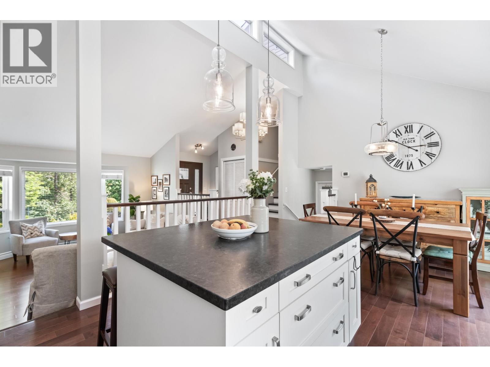 472 Riverview Crescent, Coquitlam, British Columbia  V3C 4X9 - Photo 13 - R3062754