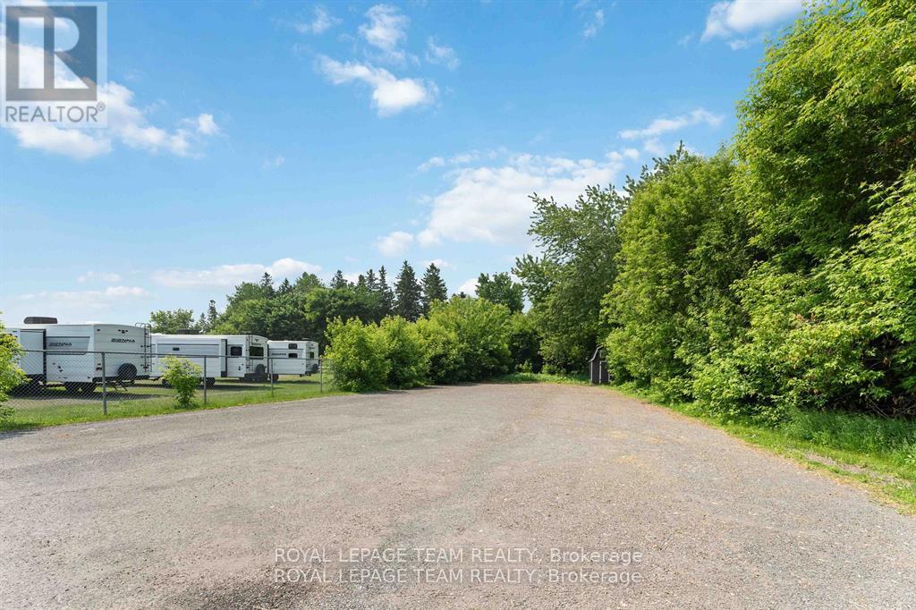 1538 Stittsville Main Street, Ottawa, Ontario  K2S 1N7 - Photo 5 - X12455778